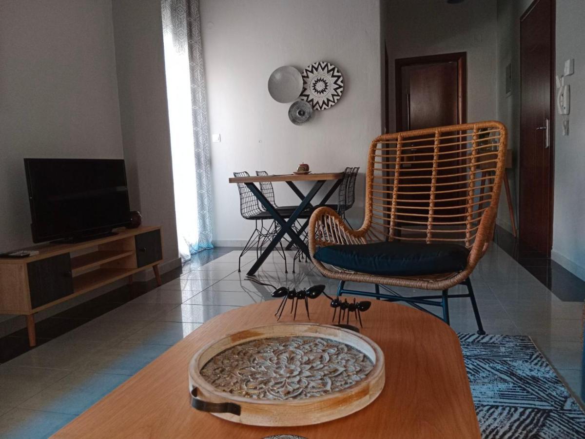 Central Lodge Калампака Екстериор снимка